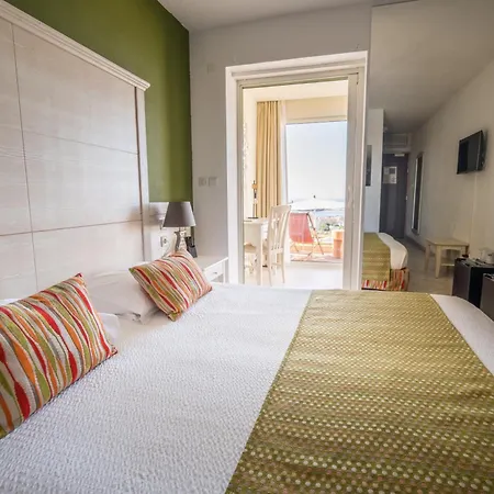Funtana Marina Hotel 3*