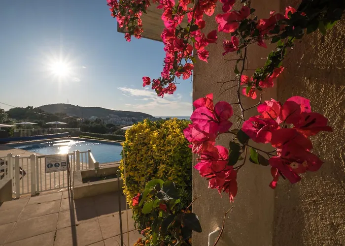 Hotel Funtana Marina 3*