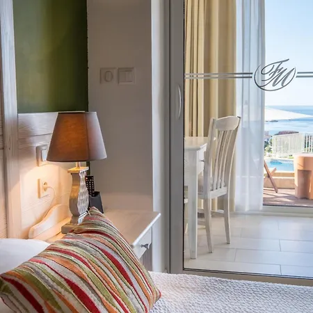 Otel Funtana Marina LʼÎle-Rousse