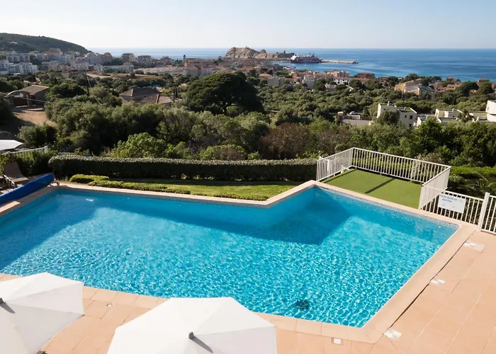 Otel Funtana Marina LʼÎle-Rousse