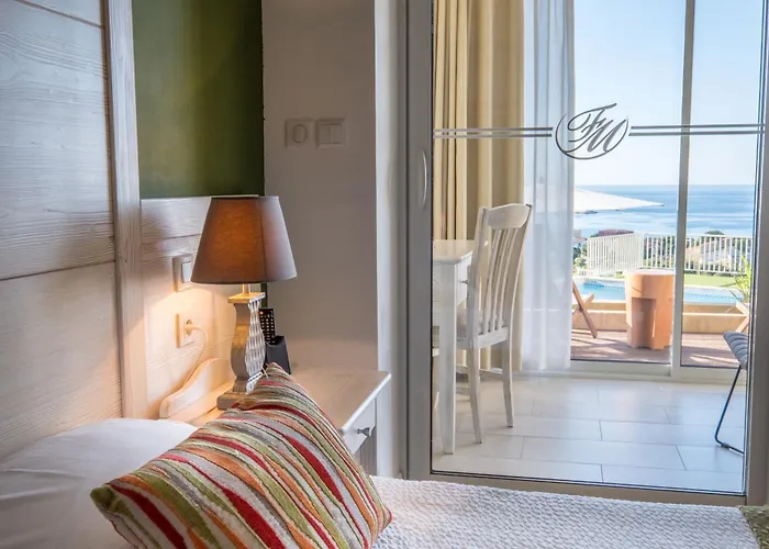 Otel Funtana Marina LʼÎle-Rousse